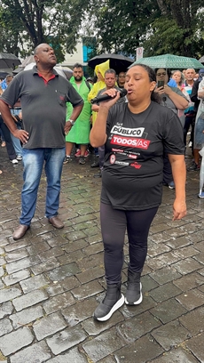 Alternate Text